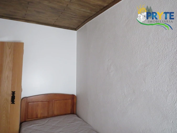 Moradia T3 para Venda em Sobreira Formosa e Alvito da Beira Foto 8