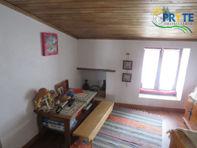 Moradia T3 para Venda em Sobreira Formosa e Alvito da Beira Foto 12