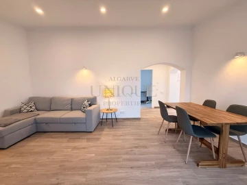 Apartamento T2 para Venda em Lagos (São Sebastião e Santa Maria)