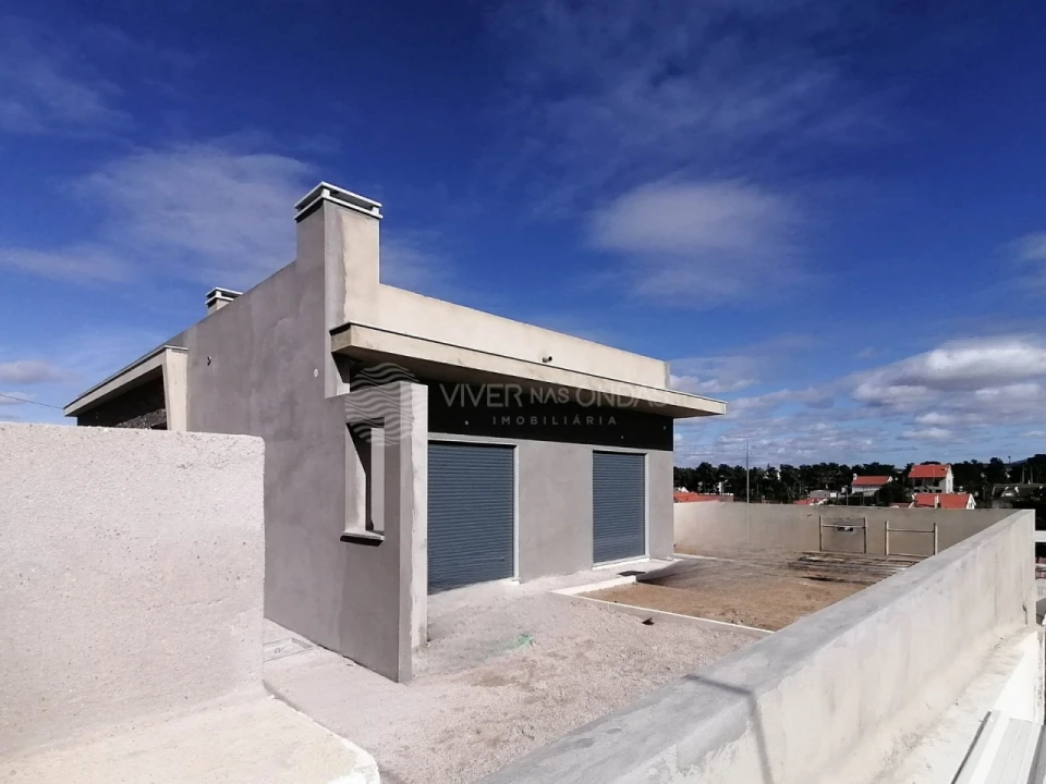 Moradia T3 para Venda em Fernao Ferro Foto 1