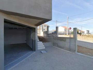 Moradia T3 para Venda em Fernao Ferro