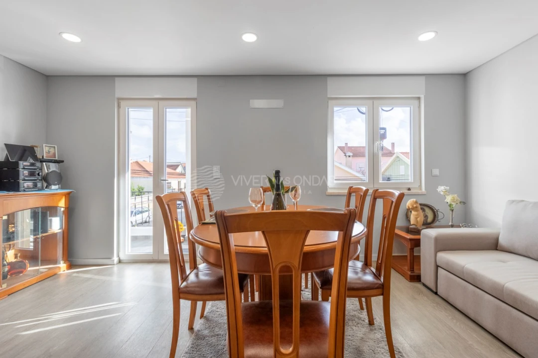 Apartamento T2 para Venda em Quinta do Conde Foto 5