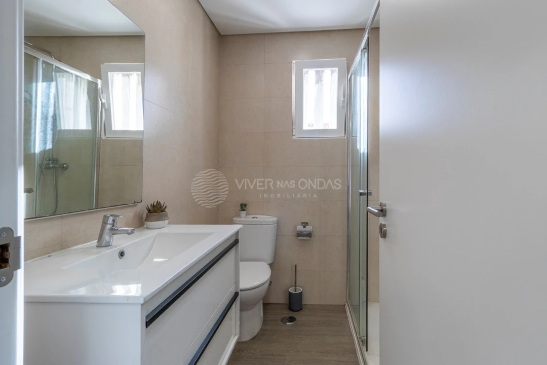 Apartamento T2 para Venda em Quinta do Conde Foto 15