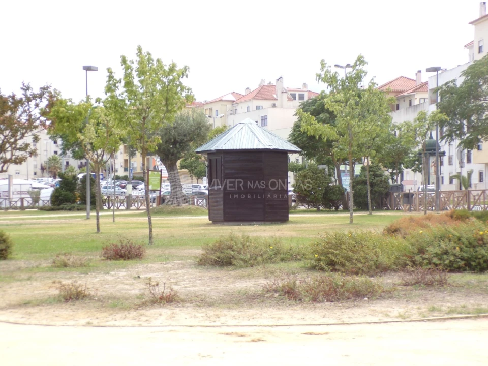 Apartamento T2 para Venda em Quinta do Conde Foto 26