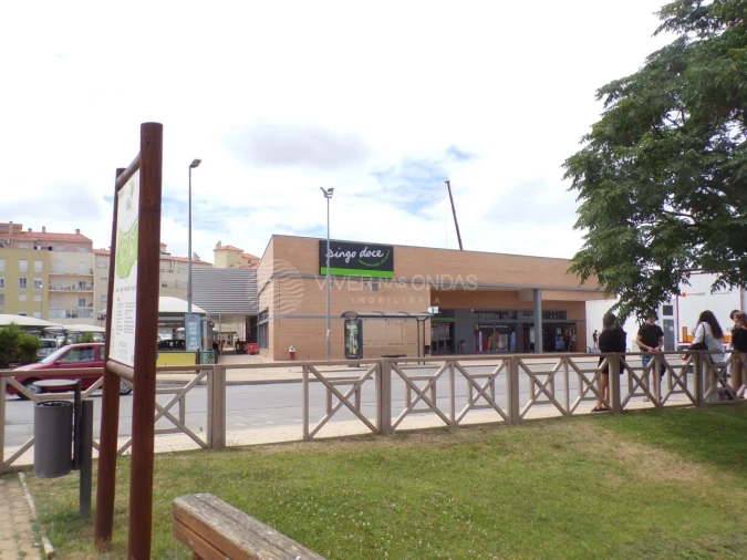 Apartamento T2 para Venda em Quinta do Conde Foto 25