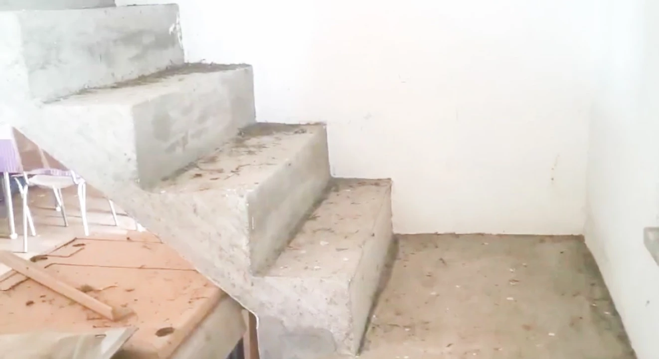 Moradia T5 para Venda em Benquerença Foto 12