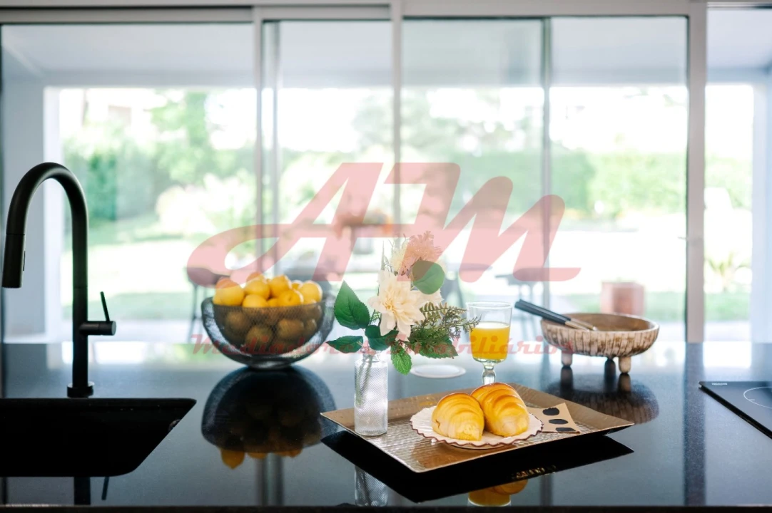 Moradia T4 para Venda em Charneca de Caparica e Sobreda Foto 10