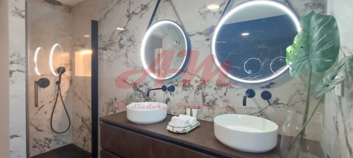 Moradia T4 para Venda em Charneca de Caparica e Sobreda Foto 60