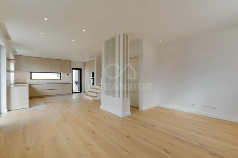 Moradia T2 para Venda em São Domingos de Rana Foto 38