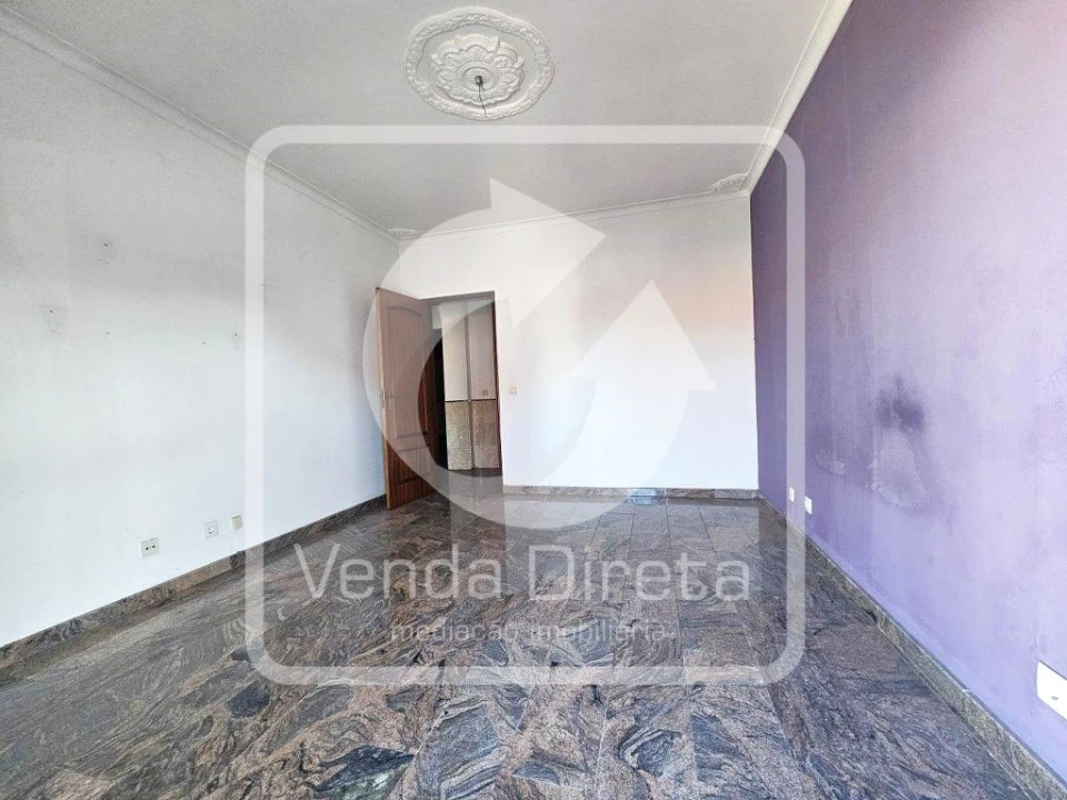 Apartamento T4 para Venda em Gaio-Rosário e Sarilhos Pequenos Foto 13