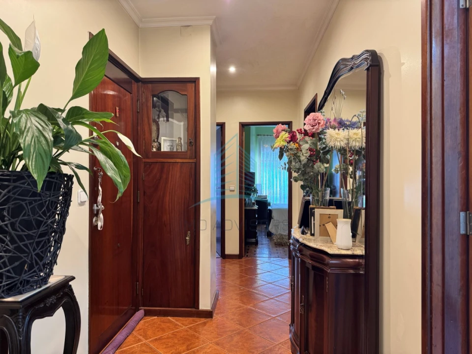 Apartamento T2 para Venda em Bonfim Foto 1