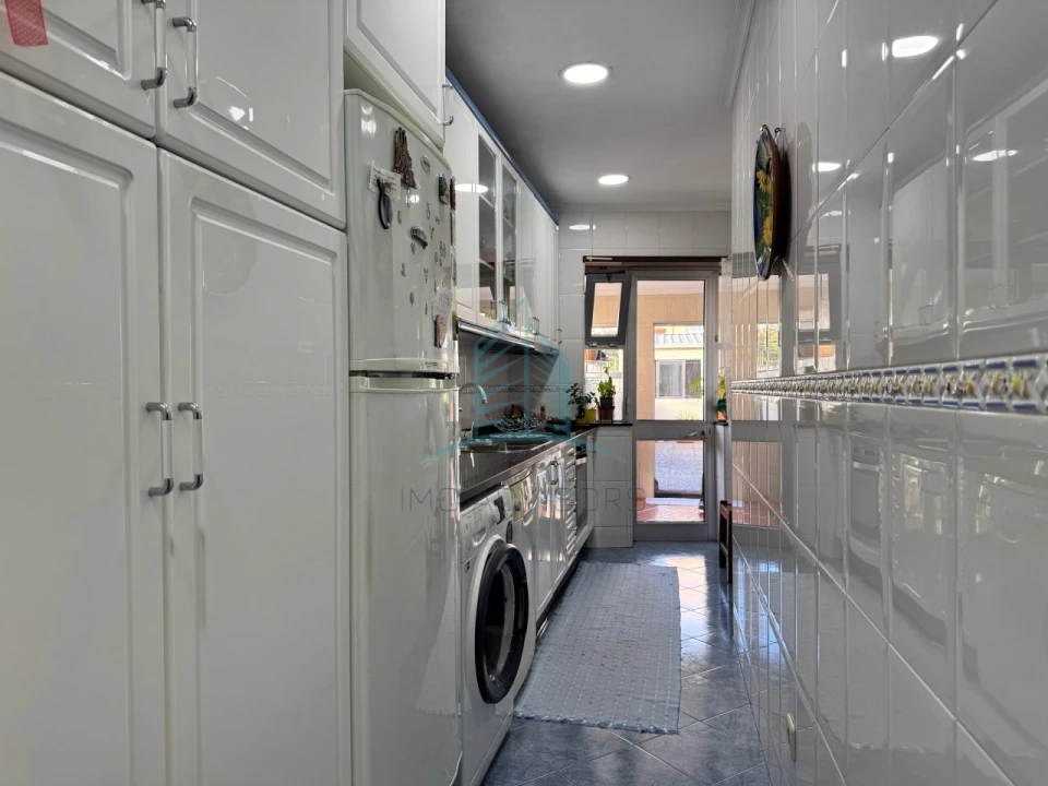 Apartamento T2 para Venda em Bonfim Foto 6