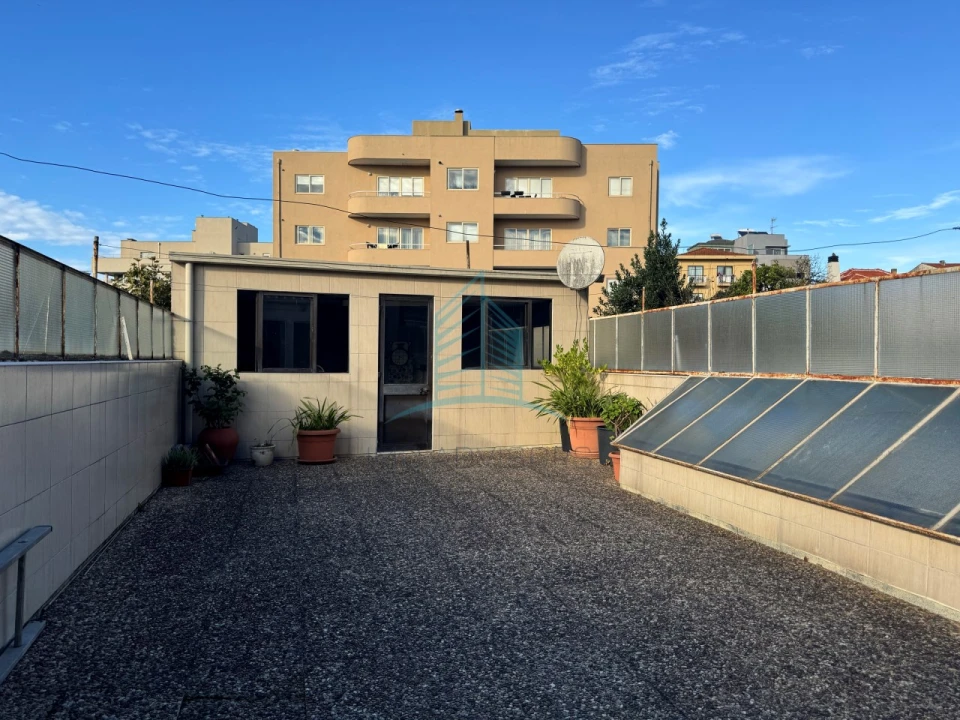 Apartamento T2 para Venda em Bonfim Foto 14