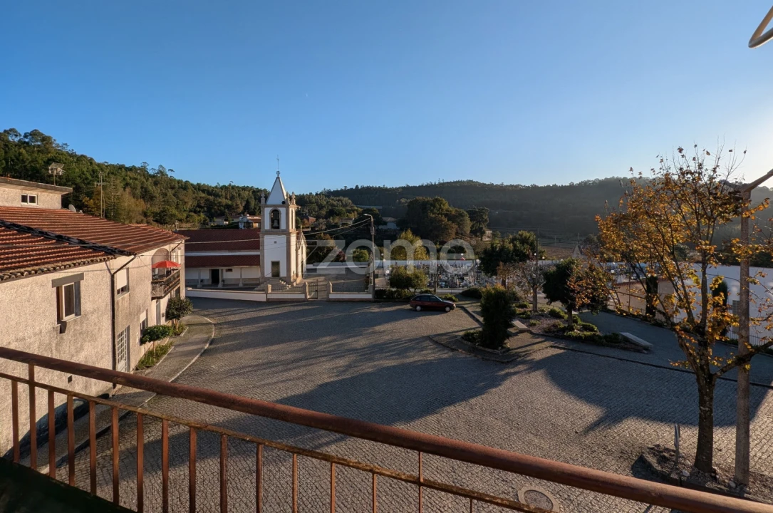 Quinta T6 para Venda em Escariz Foto 24