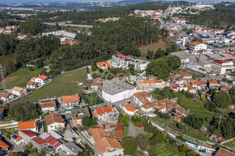 Terreno Comércio / Armazém para Venda em Mozelos Foto 29