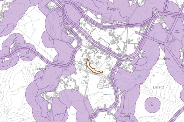 Terreno para Venda em Escariz Foto 13