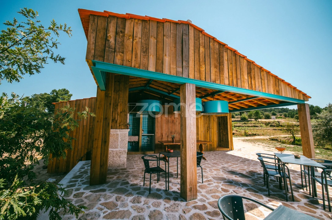 Quinta T3 para Venda em Juncais, Vila Ruiva e Vila Soeiro do Chão Foto 1