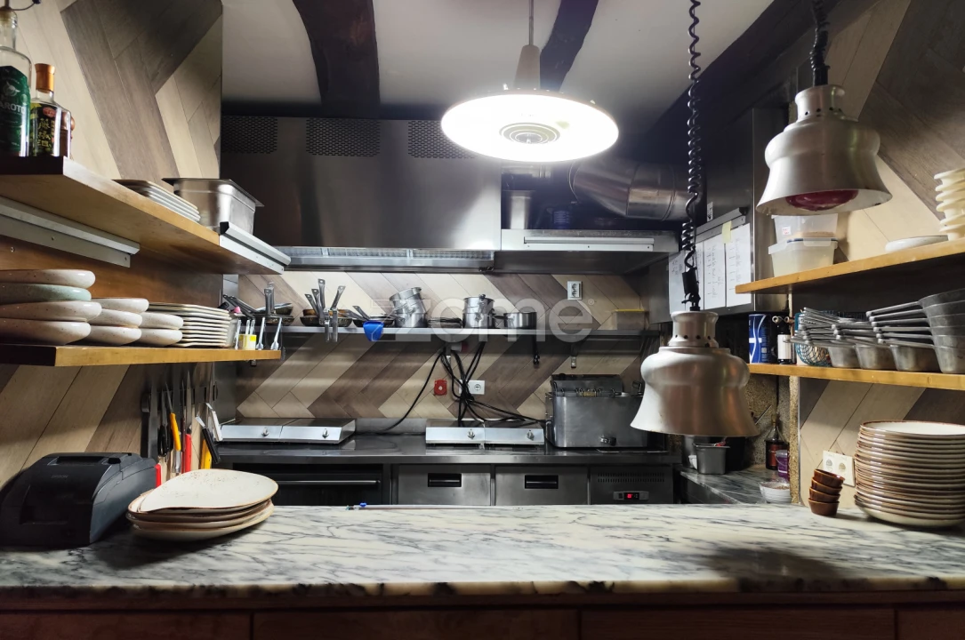 Negócio para Venda em Cedofeita, Santo Ildefonso, Sé, Miragaia, São Nicolau e Vitória Foto 11