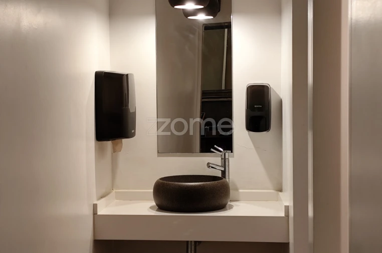 Negócio para Venda em Cedofeita, Santo Ildefonso, Sé, Miragaia, São Nicolau e Vitória Foto 15