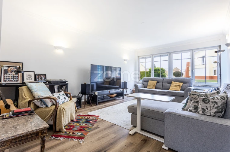 Moradia T3 para Venda em São Domingos de Rana Foto 2