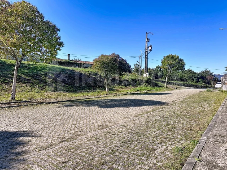 Terreno para Venda em Venade e Azevedo Foto 8