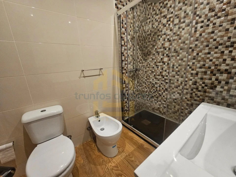 Moradia T3 para Venda em Mindelo Foto 13