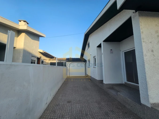 Moradia T3 para Venda em Mindelo