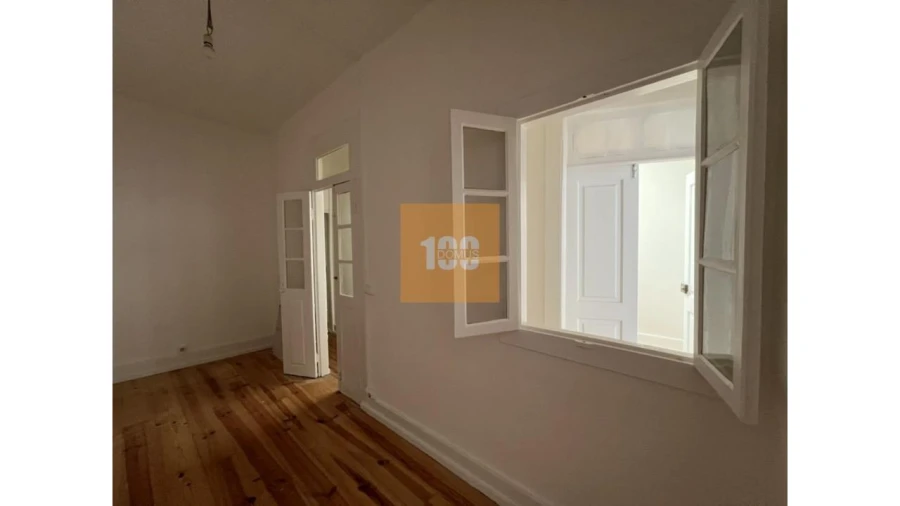 Prédio para Venda em Cedofeita, Santo Ildefonso, Sé, Miragaia, São Nicolau e Vitória Foto 22