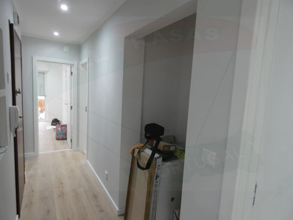 Apartamento T3 para Venda em Águas Livres Foto 8