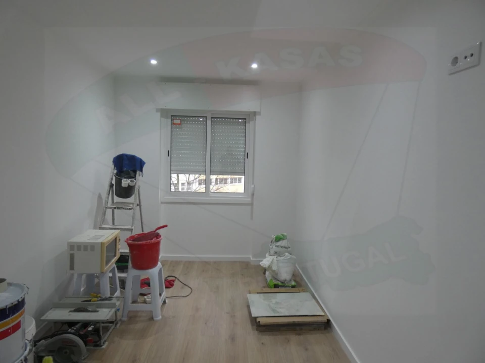 Apartamento T3 para Venda em Águas Livres Foto 16