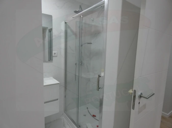 Apartamento T3 para Venda em Águas Livres Foto 11