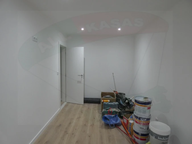 Apartamento T3 para Venda em Águas Livres Foto 17