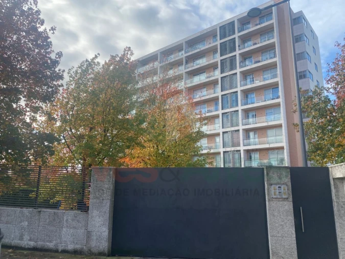 Apartamento T2 para Venda em Ermesinde Foto 1