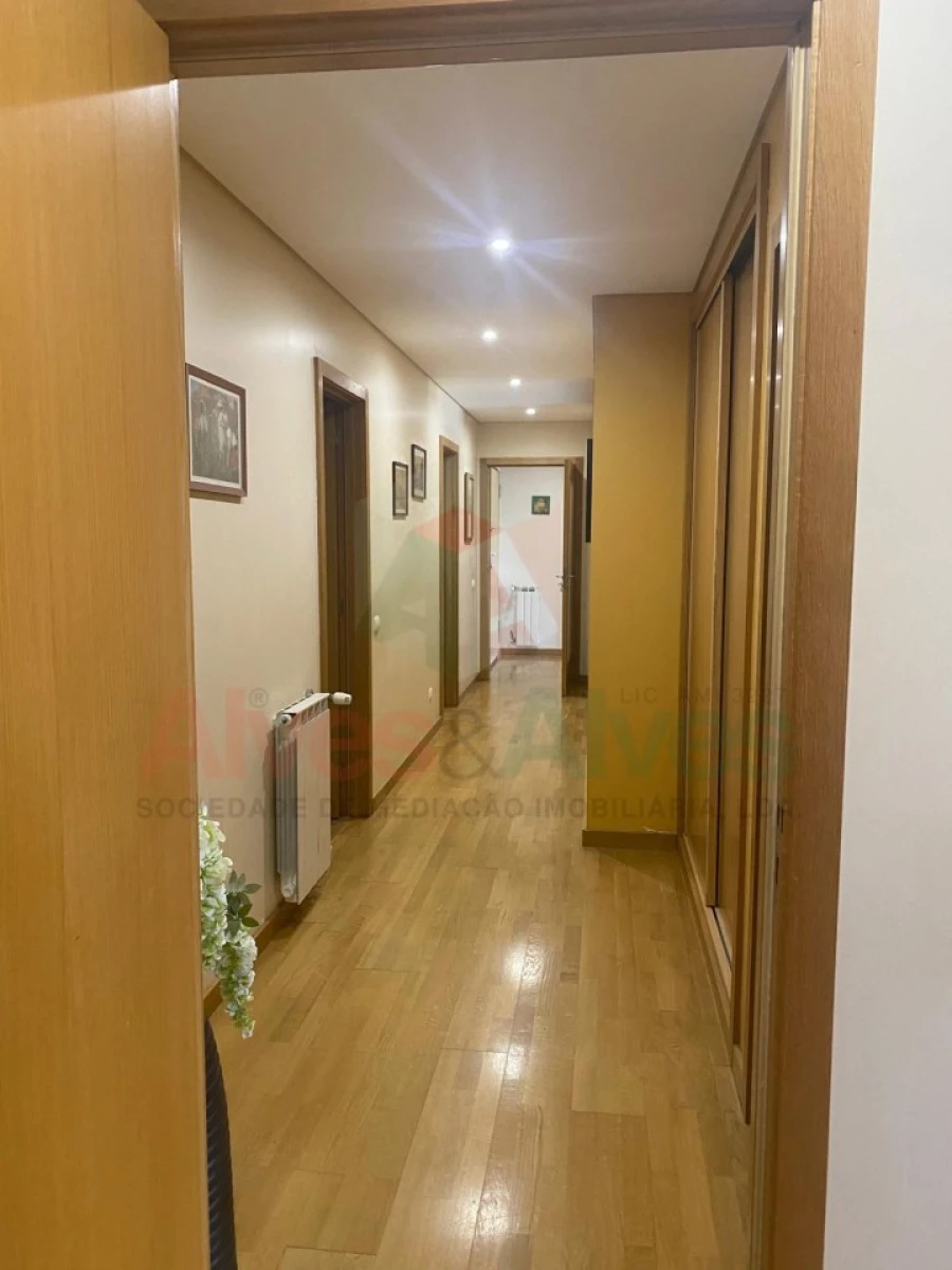 Apartamento T2 para Venda em Ermesinde Foto 11