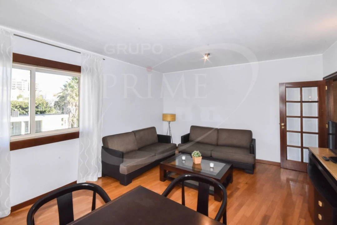 Apartamento T1 para Arrendamento em Aldoar, Foz do Douro e Nevogilde Foto 1