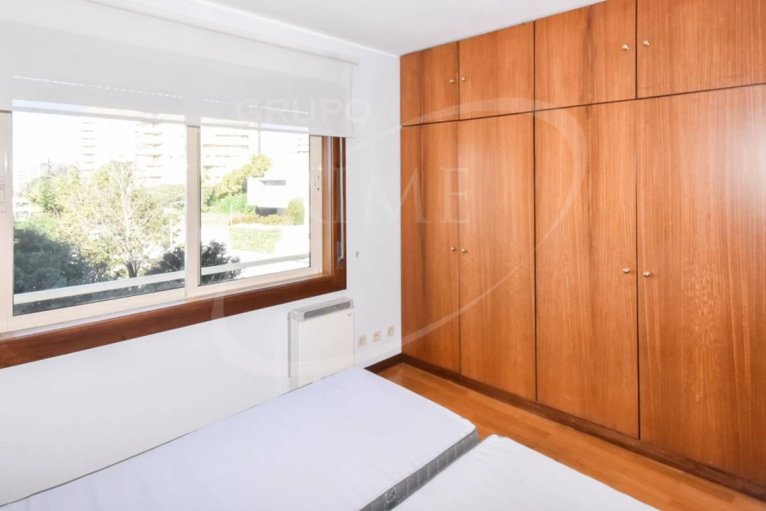 Apartamento T1 para Arrendamento em Aldoar, Foz do Douro e Nevogilde Foto 8