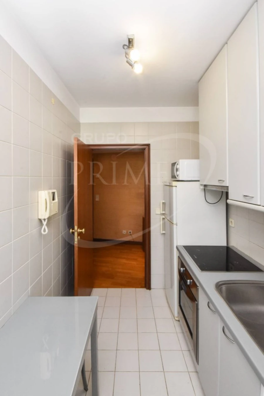 Apartamento T1 para Arrendamento em Aldoar, Foz do Douro e Nevogilde Foto 14