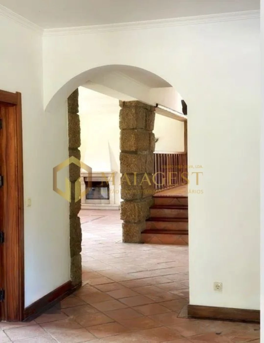 Moradia T7 para Venda em Cabeça Santa Foto 7