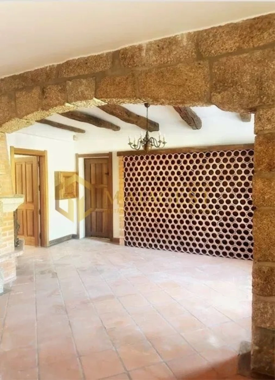 Moradia T7 para Venda em Cabeça Santa Foto 9