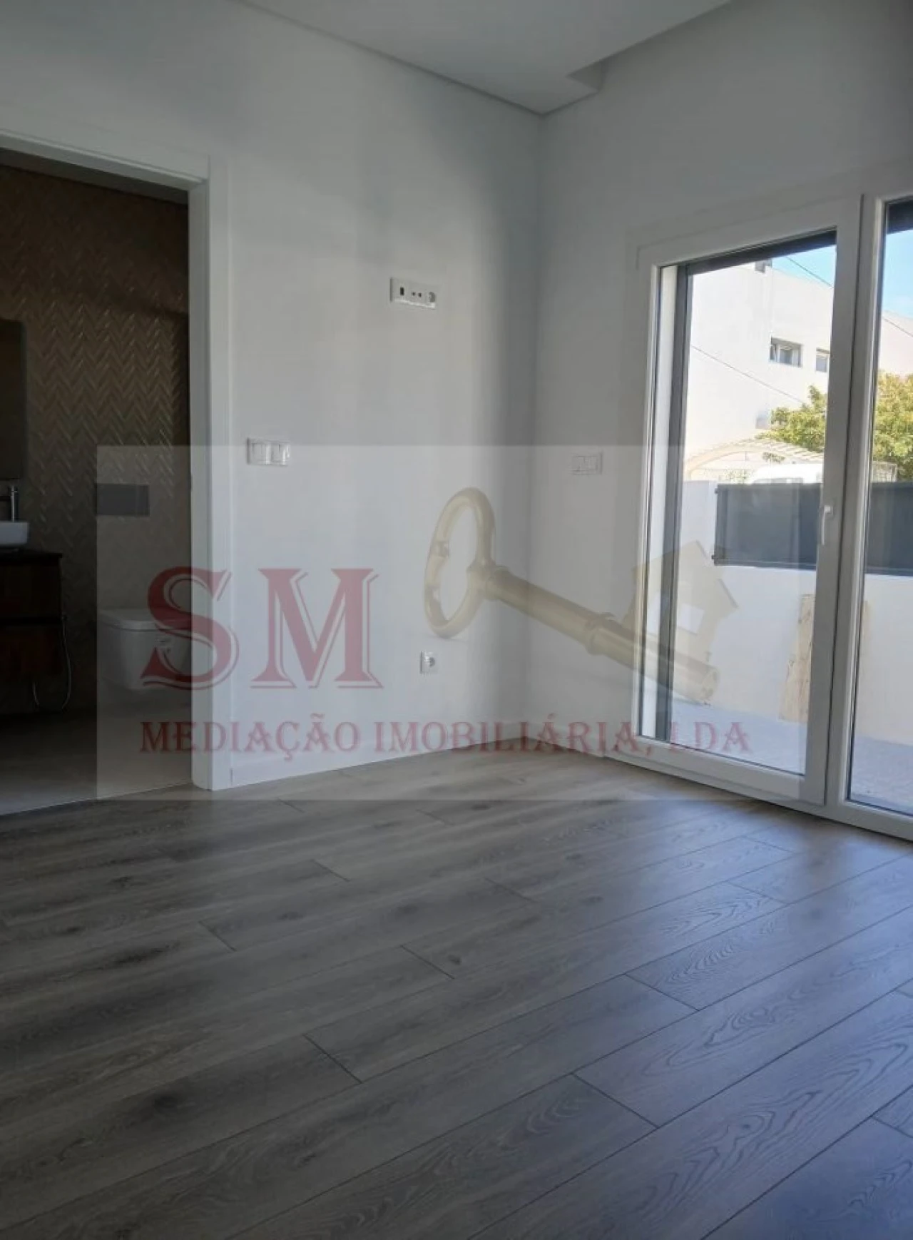 Moradia T4 para Venda em Fernao Ferro Foto 24