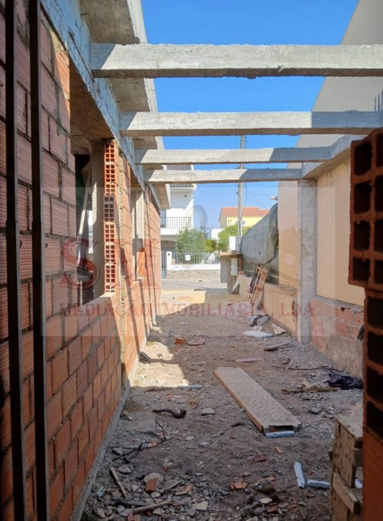 Moradia T4 para Venda em Fernao Ferro Foto 31