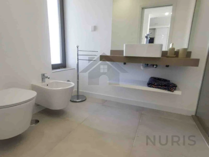 Apartamento T1 para Arrendamento em Portimão Foto 6