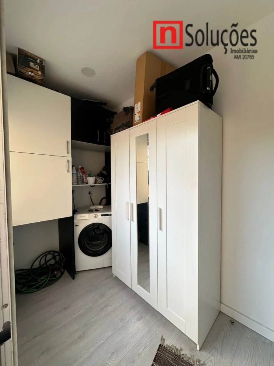 Apartamento T2 para Venda em Póvoa de Santa Iria e Forte da Casa Foto 12