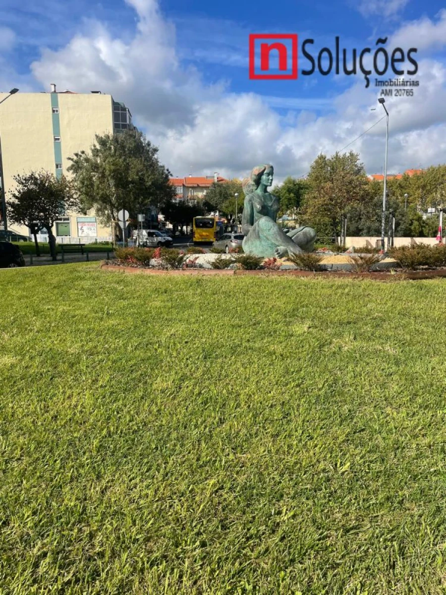 Apartamento T2 para Venda em Póvoa de Santa Iria e Forte da Casa Foto 25