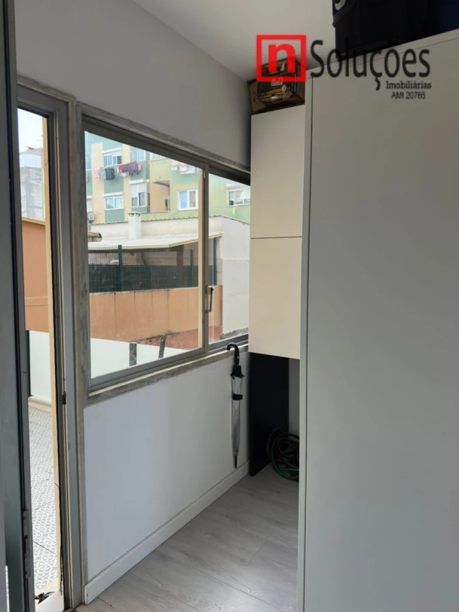 Apartamento T2 para Venda em Póvoa de Santa Iria e Forte da Casa Foto 21