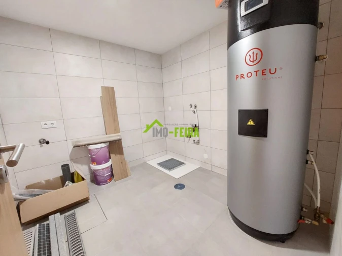 Moradia T3 para Venda em Macieira de Sarnes Foto 28