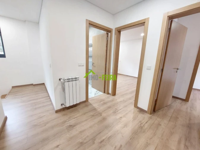 Moradia T3 para Venda em Macieira de Sarnes Foto 9