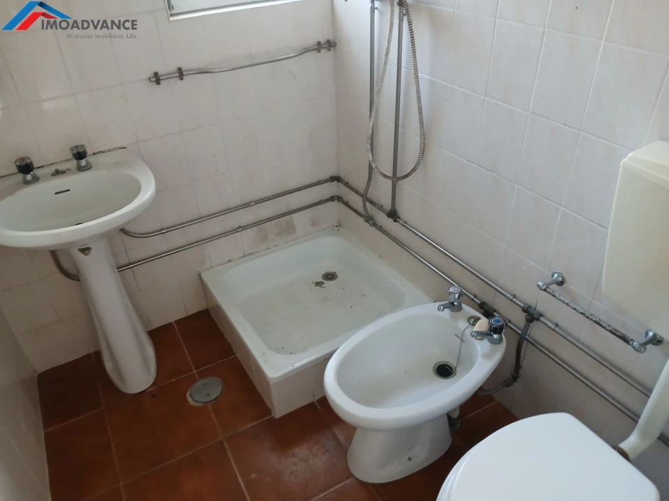 Moradia T3 para Venda em Lorvão Foto 20