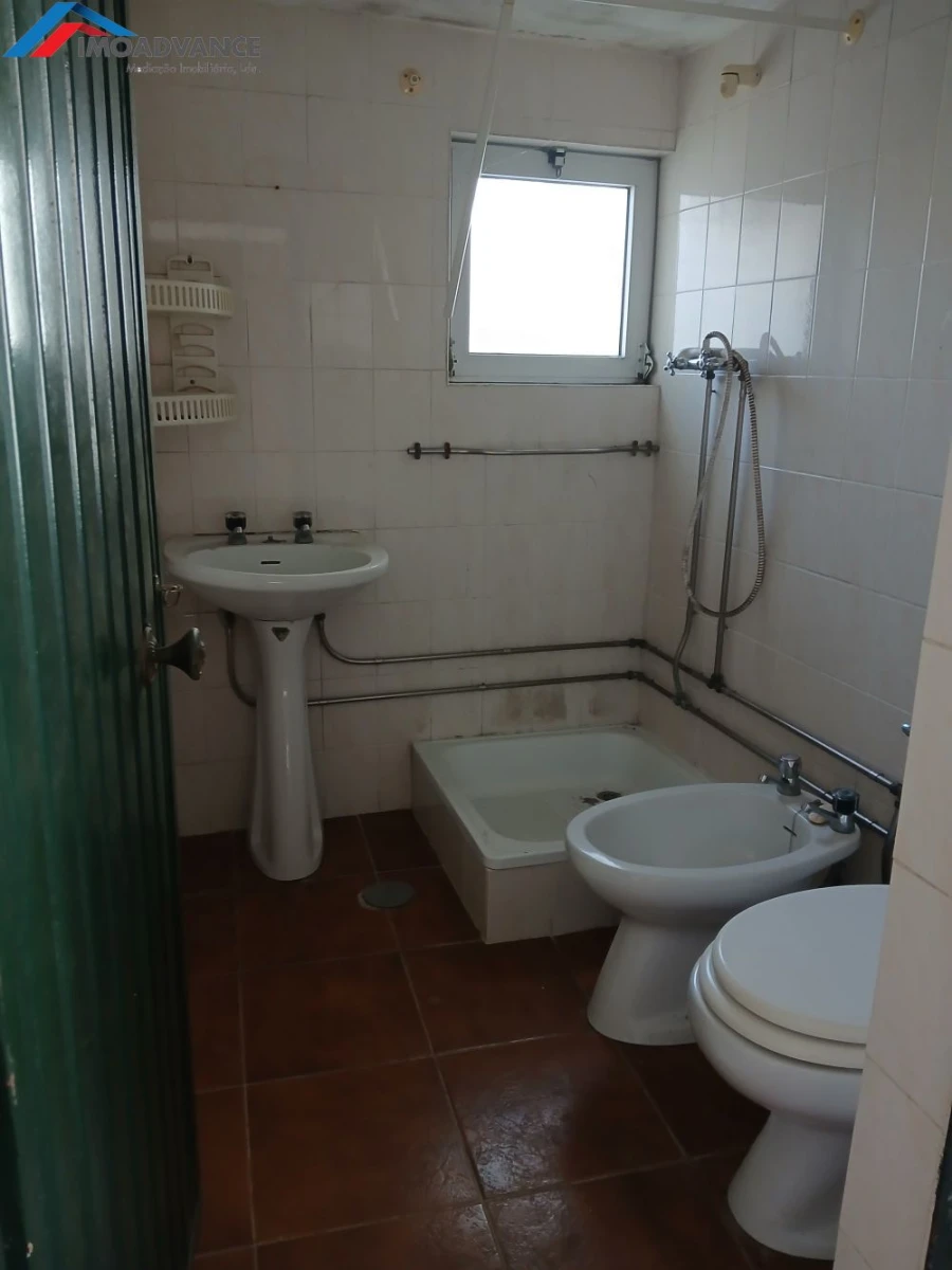 Moradia T3 para Venda em Lorvão Foto 18