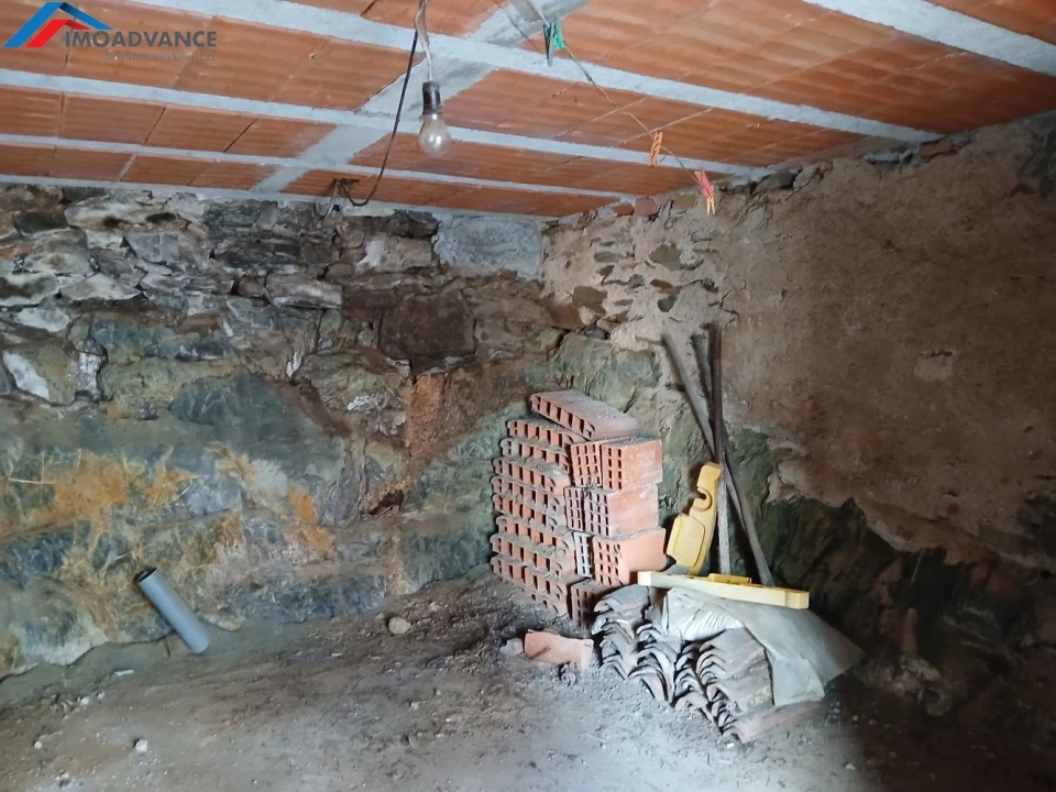 Moradia T3 para Venda em Lorvão Foto 22